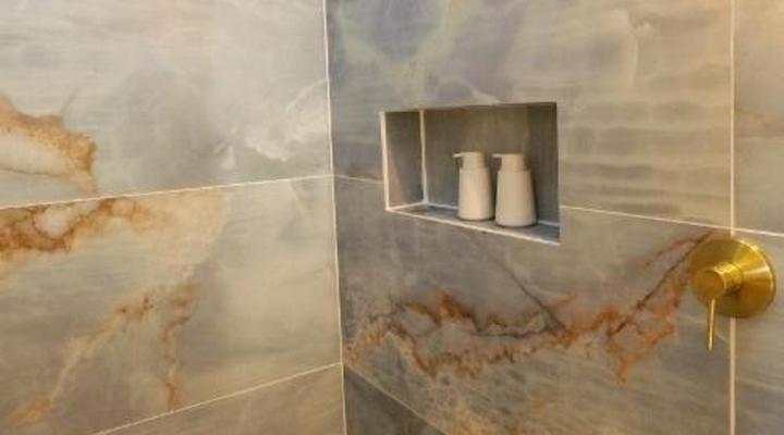 Dolphin Inn Guest House