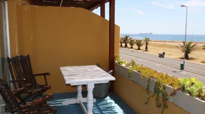 Dolphin Inn Guest House