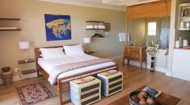 Dolphin Inn Guest House