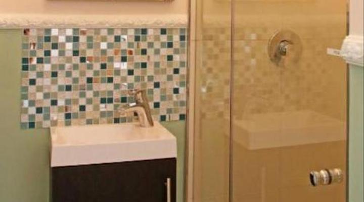 Dolphin Inn Guest House