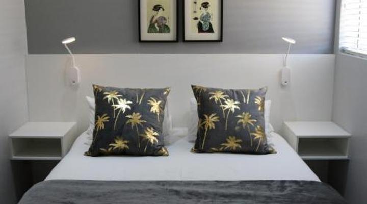 Dolphin Inn Guest House