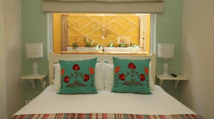 Dolphin Inn Guest House