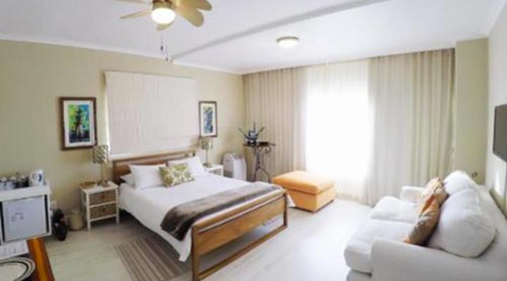 Dolphin Inn Guest House