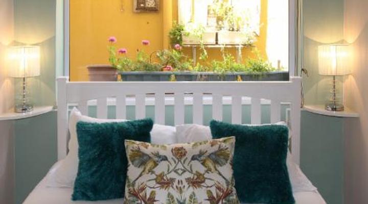 Dolphin Inn Guest House