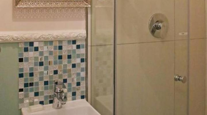 Dolphin Inn Guest House