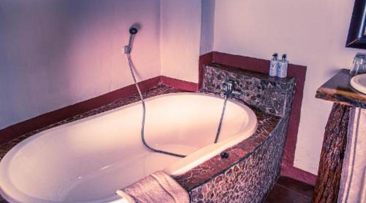 Elephants Footprint Lodge