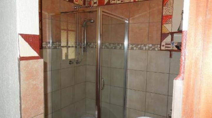 Trees Too Guest Lodge