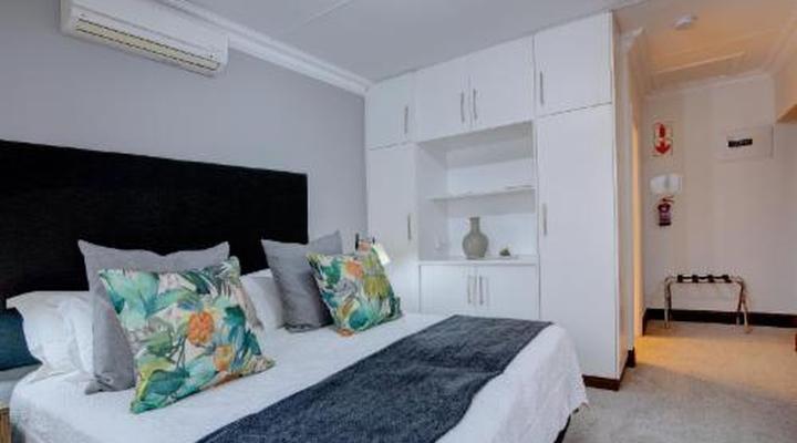 African Oceans Manor on the Beach