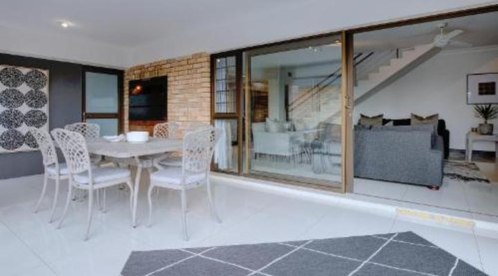 African Oceans Manor on the Beach