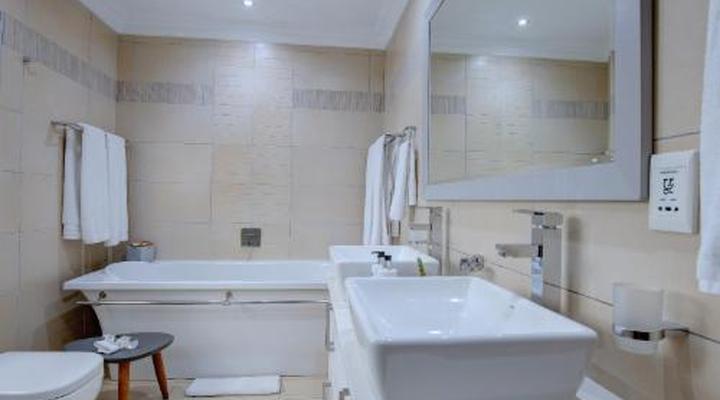 African Oceans Manor on the Beach