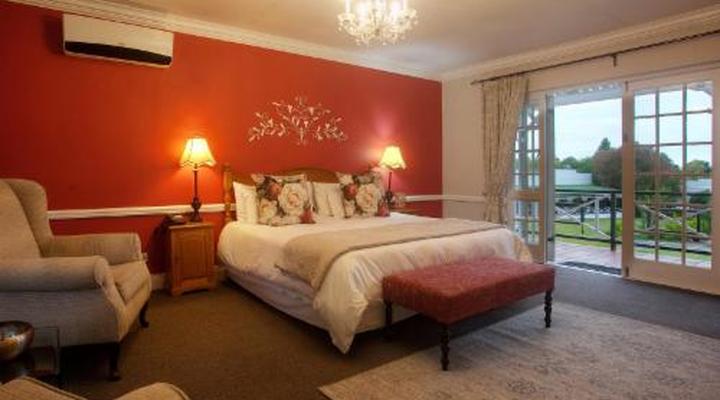 Tsitsikamma Village Inn