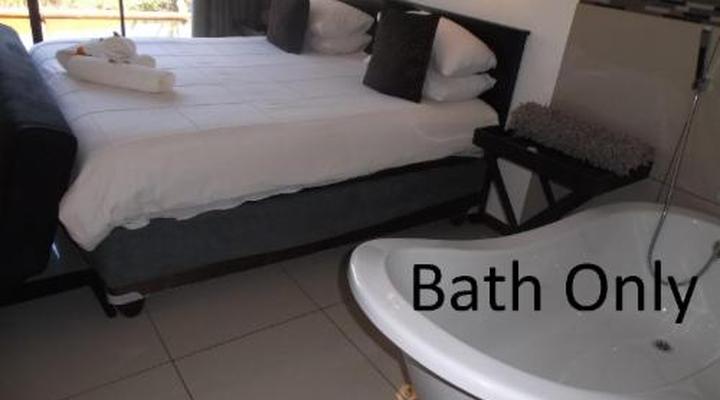 Old Mill Country Lodge, Working Ostrich Farm & Restaurant