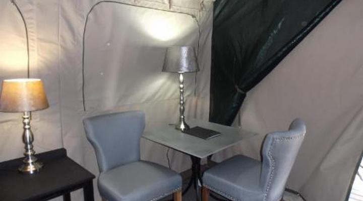 Old Mill Country Lodge, Working Ostrich Farm & Restaurant