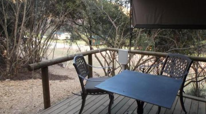 Old Mill Country Lodge, Working Ostrich Farm & Restaurant