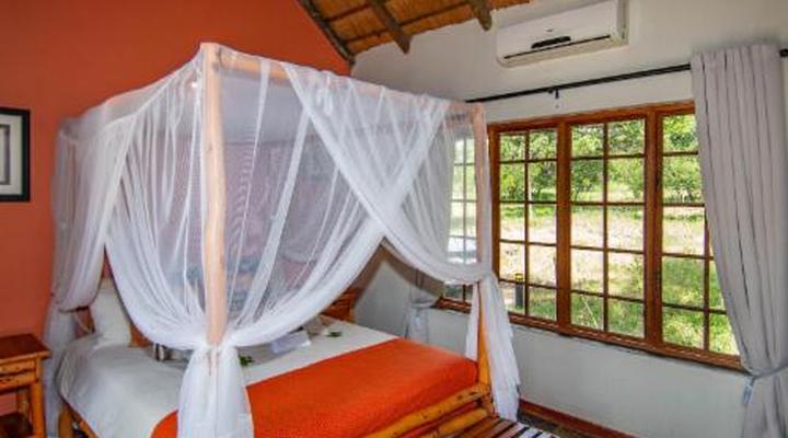 Thornhill Safari Lodge