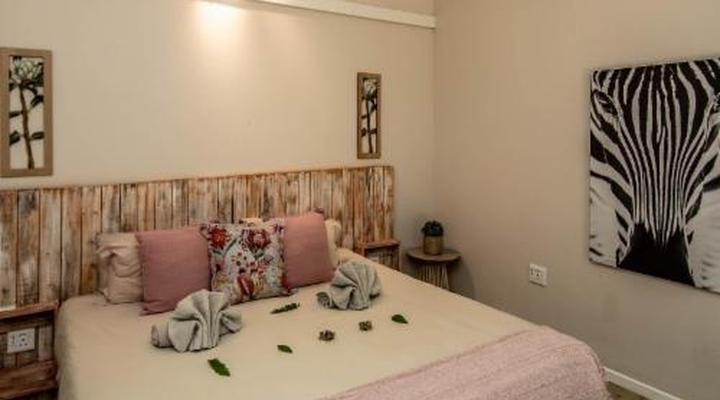 Thornhill Safari Lodge