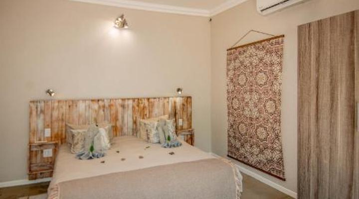 Thornhill Safari Lodge