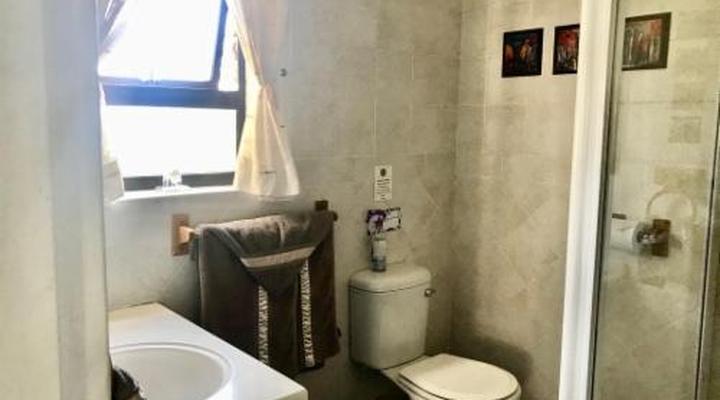 Lost Trail Guesthouse