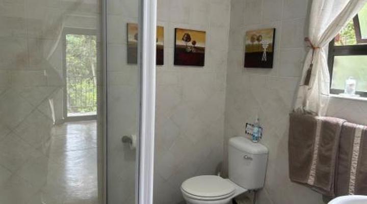 Lost Trail Guesthouse