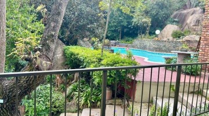 Lost Trail Guesthouse