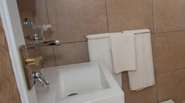 Valley Lodge Hillcrest