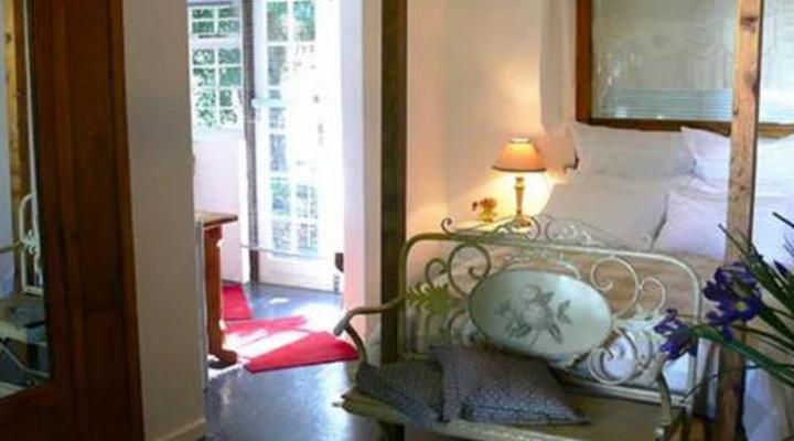 MOOLMANSHOF(1798) MAIN HOUSE AND SELF CATERING ACCOMMODATION