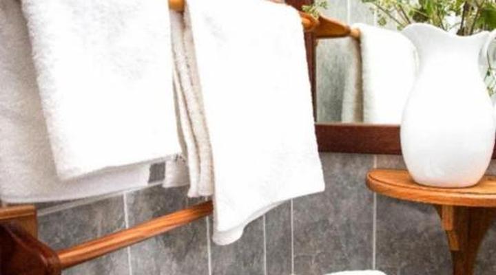 MOOLMANSHOF(1798) MAIN HOUSE AND SELF CATERING ACCOMMODATION