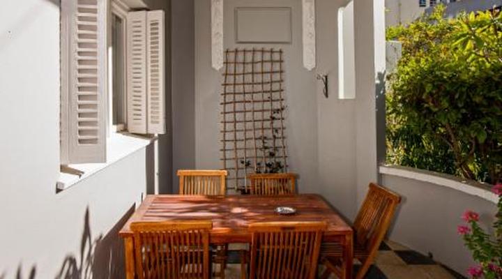 Barry Hall Apartments