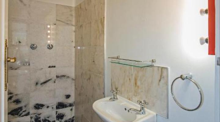 Barry Hall Apartments