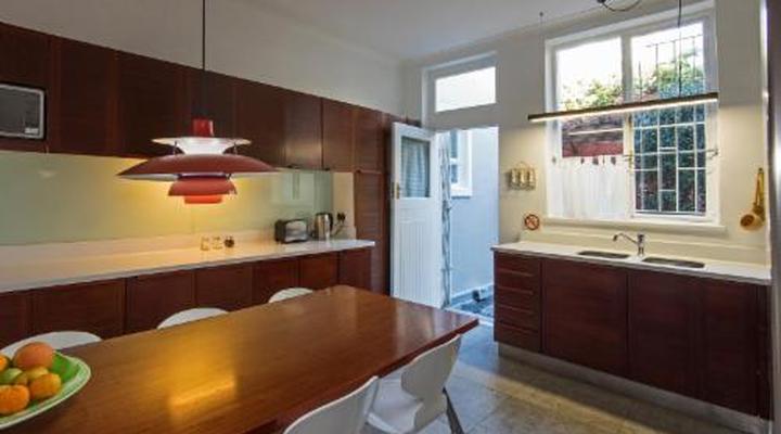 Barry Hall Apartments