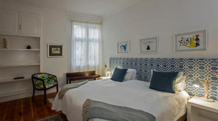 Barry Hall Apartments