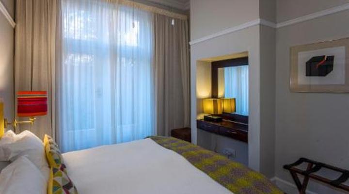 Barry Hall Apartments