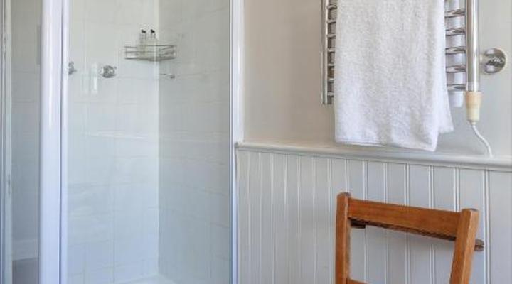 Barry Hall Apartments