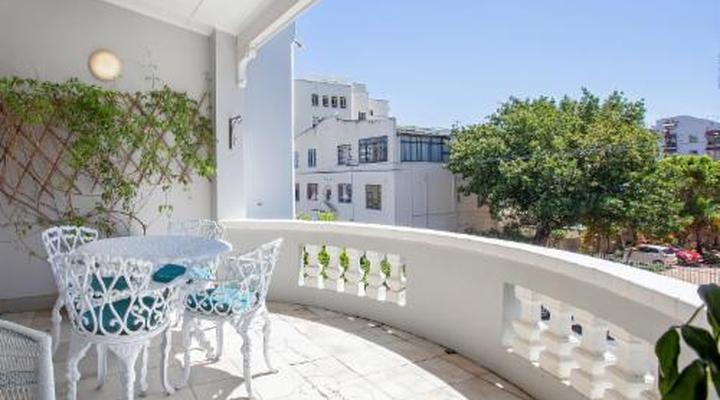 Barry Hall Apartments