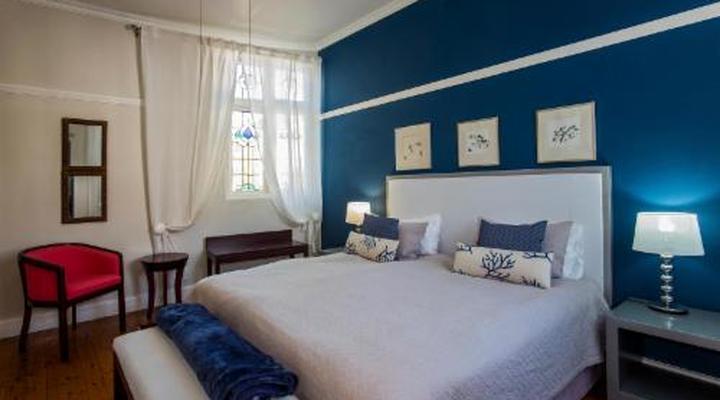 Barry Hall Apartments