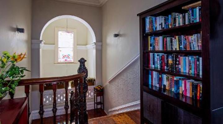 Barry Hall Apartments