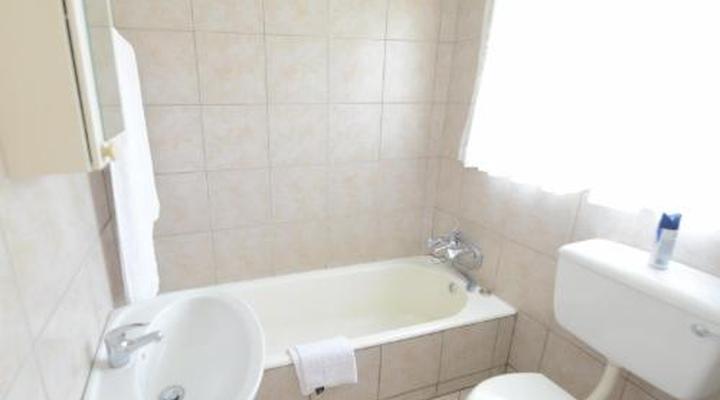 Attaché Guest Lodge & Spa