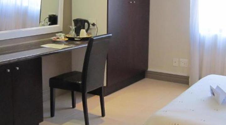 La Roche Guest House