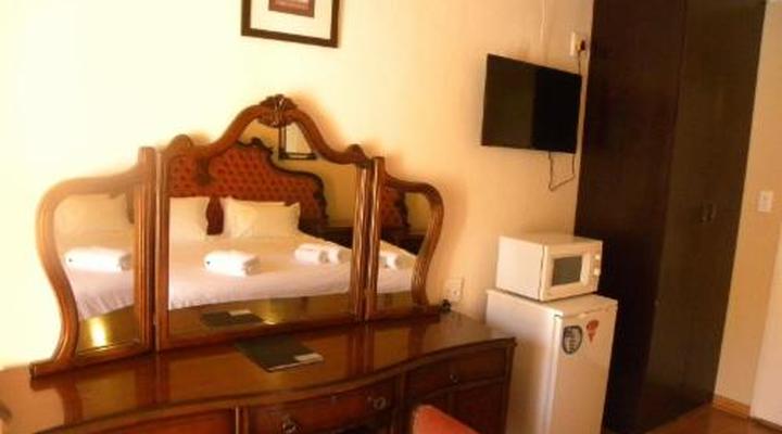 Eikenhof Country Guesthouse and B&B.