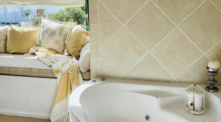 Sandra's Guest House