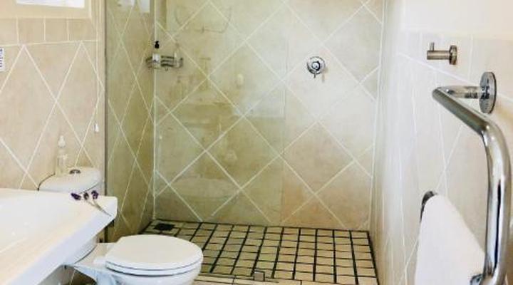 Sandra's Guest House