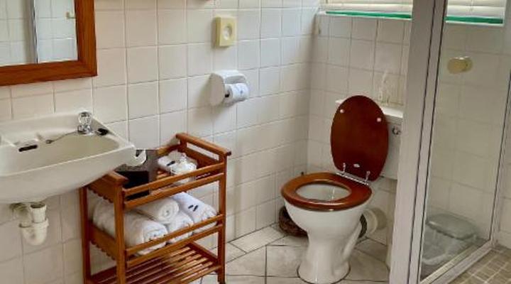 Sandra's Guest House