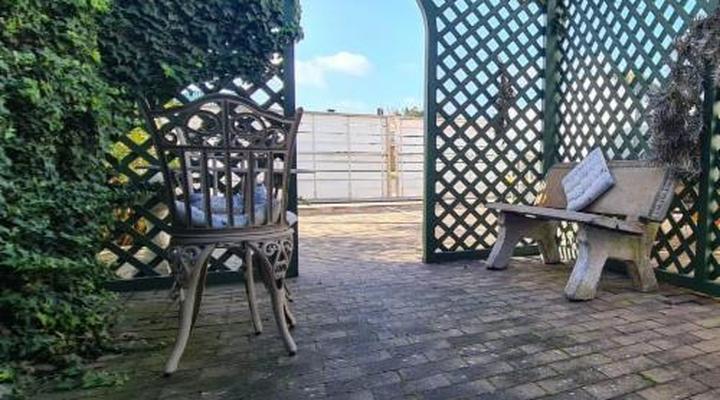 Sandra's Guest House