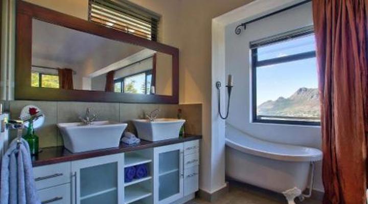 Dreamhouse Guest House