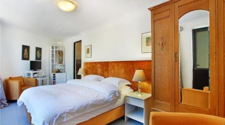 Dreamhouse Guest House