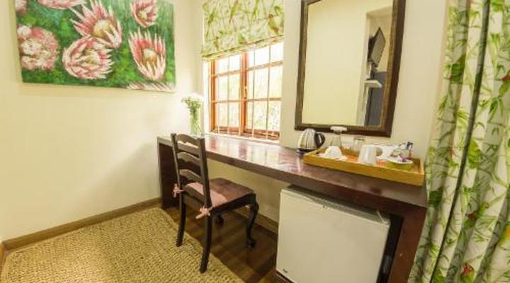 Mackaya Bella Guest House