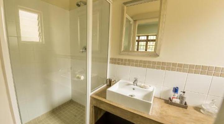 Mackaya Bella Guest House