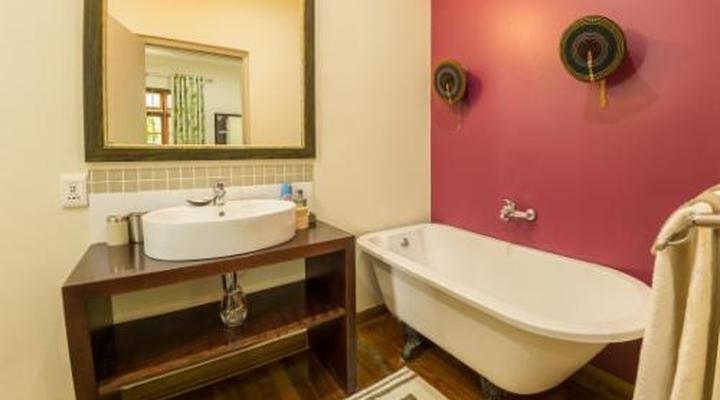 Mackaya Bella Guest House