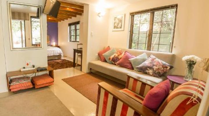 Mackaya Bella Guest House