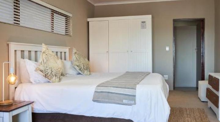 Crawfords Beach Lodge